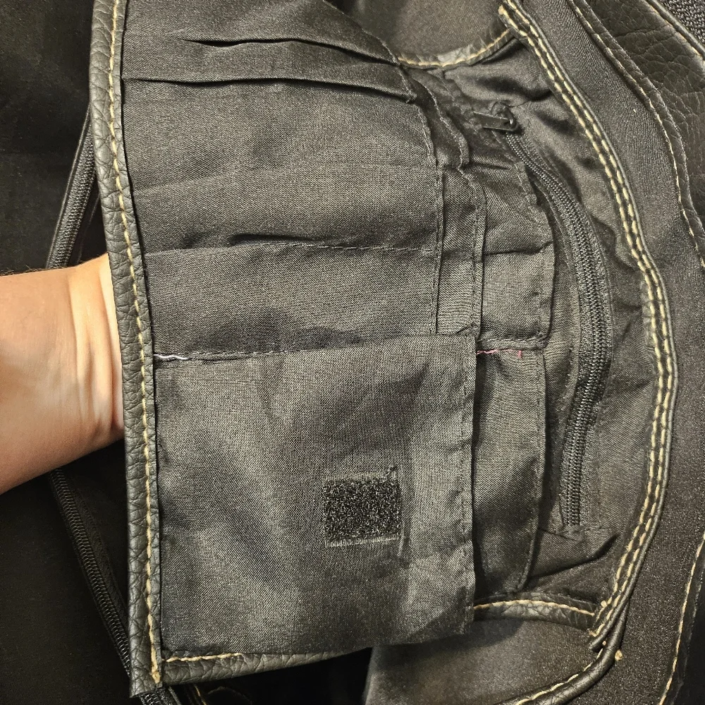 Rosetti large black